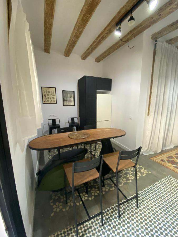 ברצלונה Spacious Modern Apartment In The Vibrant El Raval מראה חיצוני תמונה