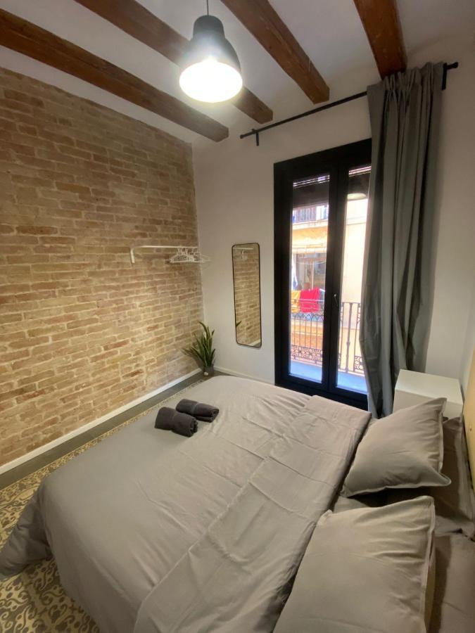 ברצלונה Spacious Modern Apartment In The Vibrant El Raval מראה חיצוני תמונה